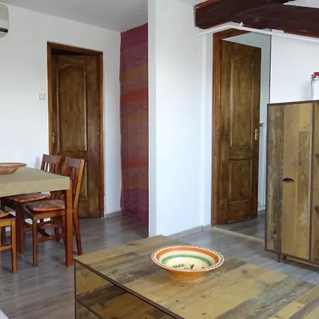 Apartament Magdalena Eger